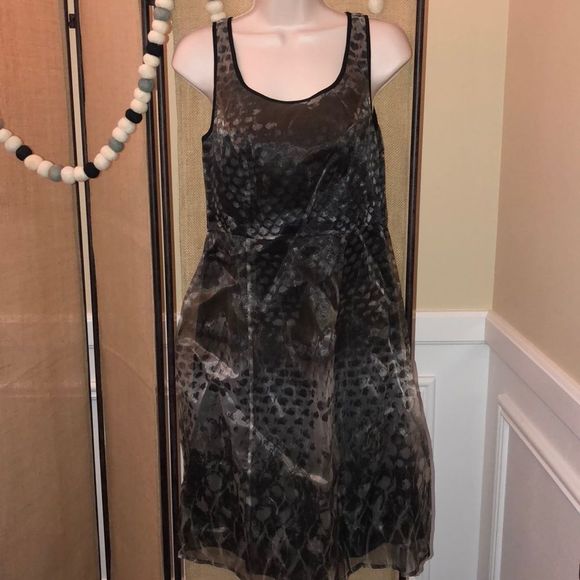 Gray Sheer Overlay Animal Print Dress Size 6 - Picture 1 of 4